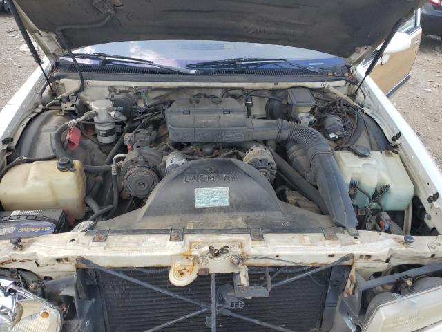 1G4BR8378NW411295 - 1992 BUICK ROADMASTER ESTATE WHITE photo 11