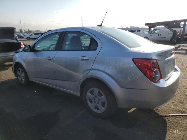 1G1JA5SG4D4152704 - 2013 CHEVROLET SONIC LS 银色 照片 2