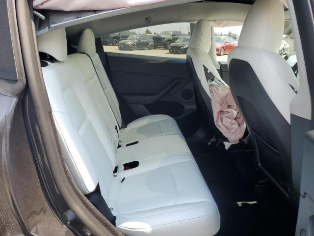 7SAYGDEE1RF080100 - 2024 TESLA MODEL Y رمادي صورة 10