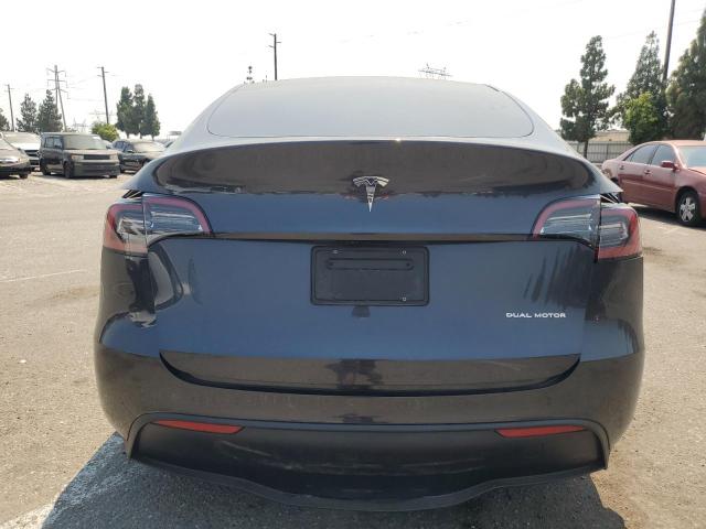 7SAYGDEE1RF080100 - 2024 TESLA MODEL Y رمادي صورة 6