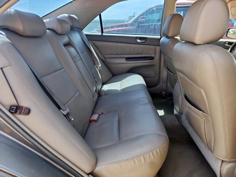 4T1BE32KX5U569024 - 2005 TOYOTA CAMRY LE ნაცრისფერი ფოტო 10