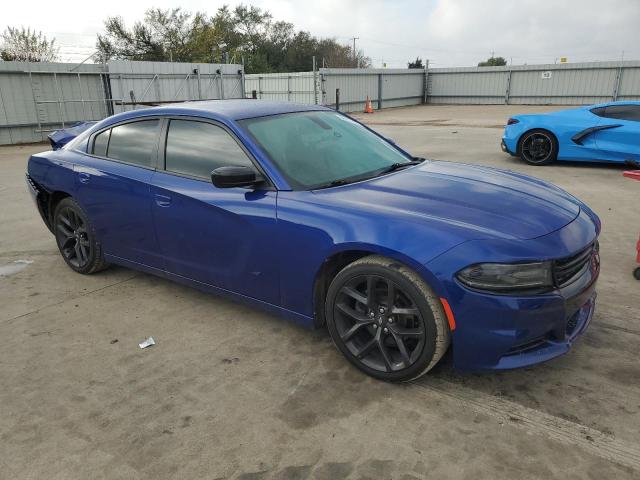 2C3CDXBG8LH232659 - 2020 DODGE CHARGER SXT BLUE photo 4