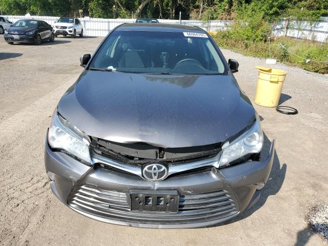 4T1BF1FK6HU401963 - 2017 TOYOTA CAMRY LE CHARCOAL photo 5