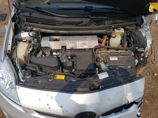 JTDKN3DU8F1897712 - 2015 TOYOTA PRIUS SILVER photo 11