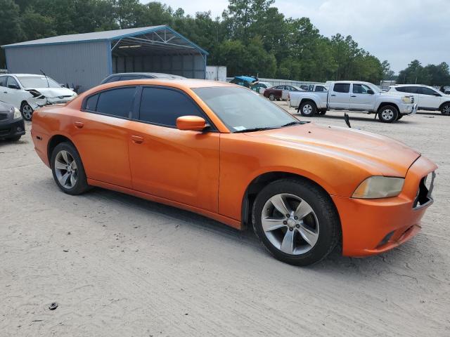 2B3CL3CG9BH527792 - 2011 DODGE CHARGER ORANGE photo 4