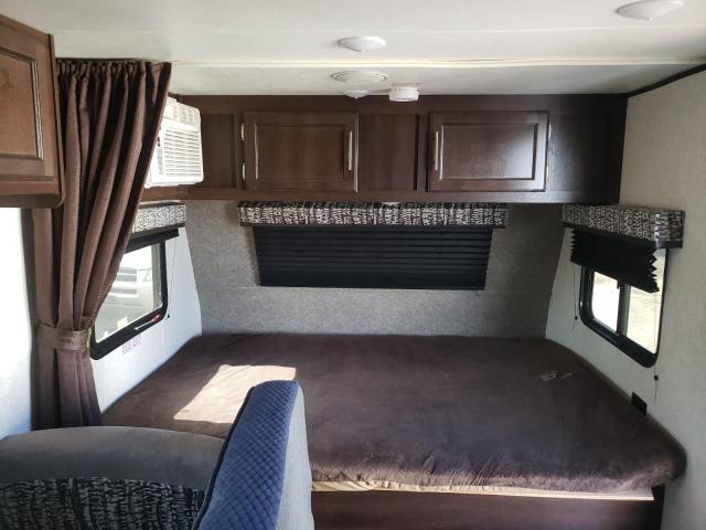 1UJBJ0AJ6K77J0401 - 2019 JYFL MOTORHOME TWO TONE photo 5