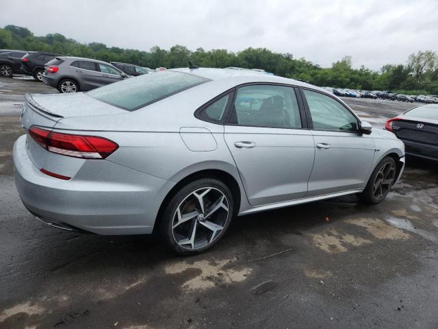 1VWMA7A3XLC027058 - 2020 VOLKSWAGEN PASSAT R-LINE Silber Foto 3