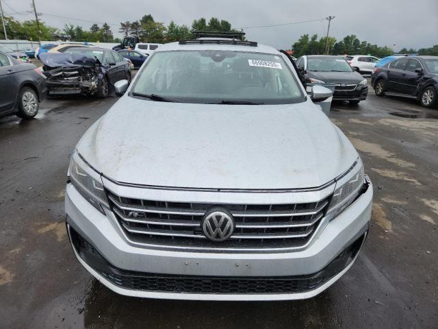 1VWMA7A3XLC027058 - 2020 VOLKSWAGEN PASSAT R-LINE Silber Foto 5