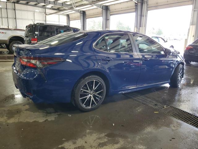 4T1G11AK9RU221289 - 2024 TOYOTA CAMRY SE NIGHT SHADE BLUE photo 3