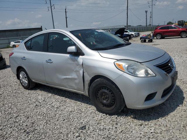 3N1CN7AP7DL857737 - 2013 NISSAN VERSA S SILVER photo 4