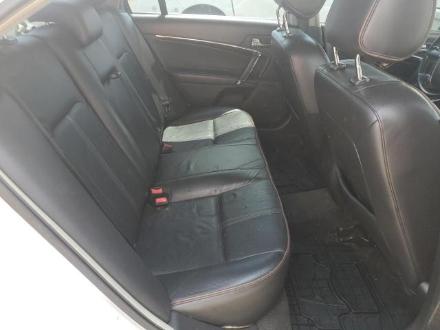 3LNHL2GC6CR802977 - 2012 LINCOLN MKZ WHITE photo 10