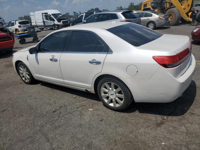 3LNHL2GC6CR802977 - 2012 LINCOLN MKZ WHITE photo 2