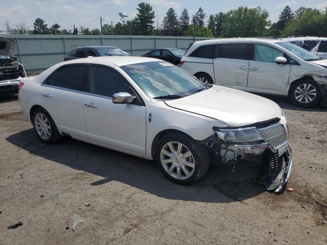 3LNHL2GC6CR802977 - 2012 LINCOLN MKZ WHITE photo 4