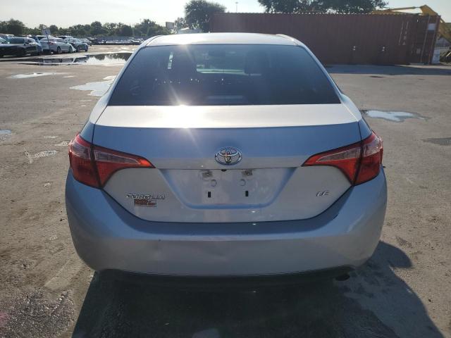 5YFBURHE5HP714922 - 2017 TOYOTA COROLLA L SILVER photo 6