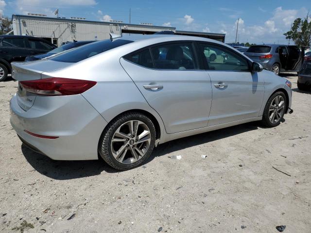 5NPD84LF2JH299674 - 2018 HYUNDAI ELANTRA SEL SILVER photo 3