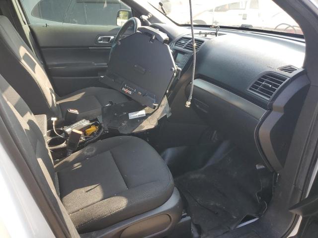 1FM5K8AR4JGA72061 - 2018 FORD EXPLORER POLICE INTERCEPTOR WHITE photo 8