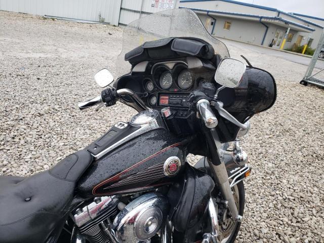 1HD1FCW192Y614682 - 2002 HARLEY-DAVIDSON FLHTCUI 黑色 照片 5