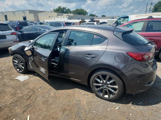 3MZBN1L39JM174067 - 2018 MAZDA 3 TOURING GRAY photo 2