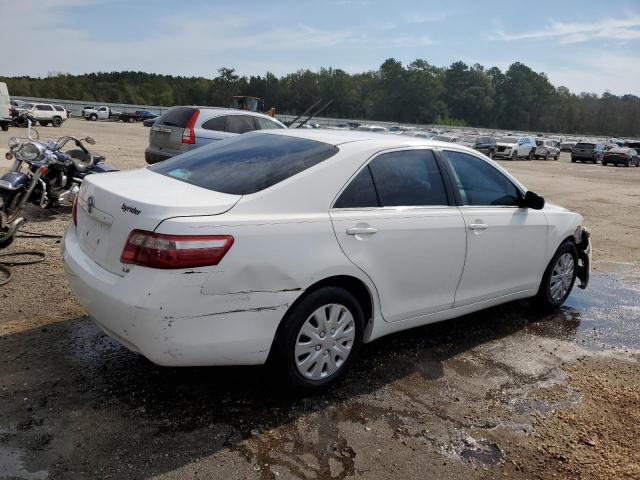 4T4BE46K89R070248 - 2009 TOYOTA CAMRY BASE WHITE photo 3
