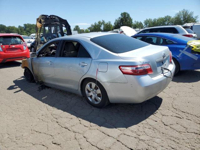 4T1BE46K77U140846 - 2007 TOYOTA CAMRY CE SILVER photo 2