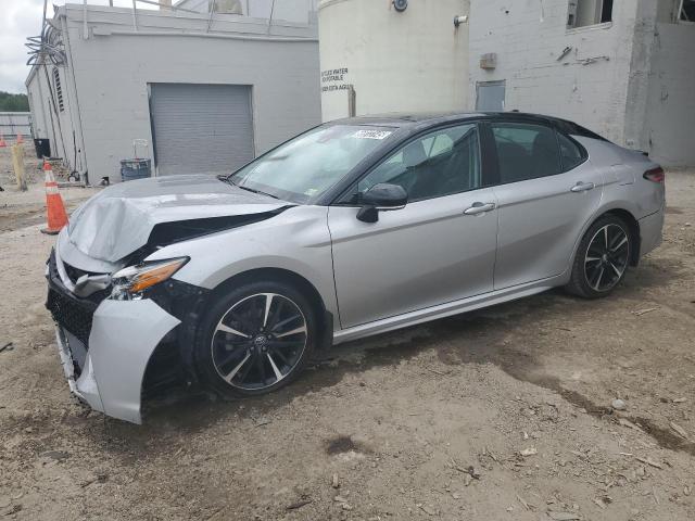 2019 TOYOTA CAMRY XSE, 