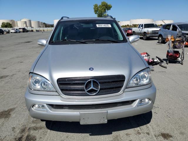4JGAB54E43A383002 - 2003 MERCEDES-BENZ ML 320 SILVER photo 5