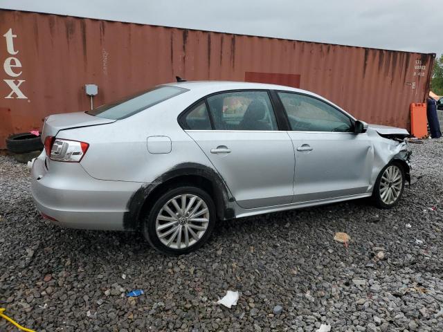3VWLX7AJ9BM326384 - 2011 VOLKSWAGEN JETTA SEL SILVER photo 3