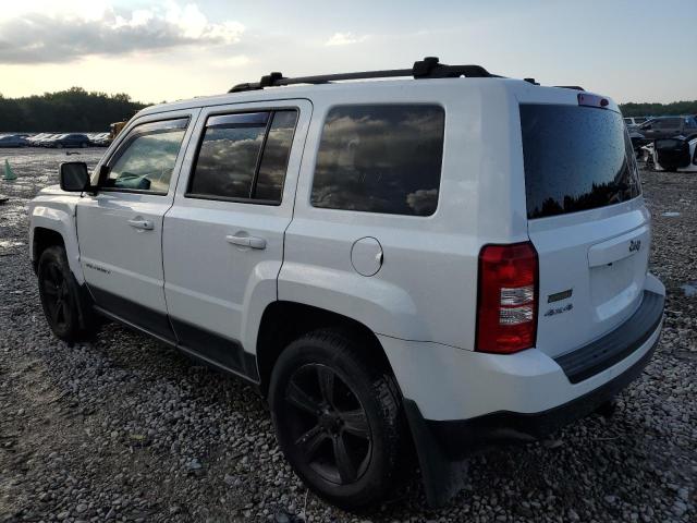 1C4NJRFB3ED858725 - 2014 JEEP PATRIOT LATITUDE WHITE photo 2