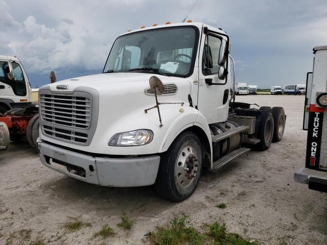 1FUJC5DV3GHHE5682 - 2016 FREIGHTLINER M2 112 MEDIUM DUTY WHITE photo 2