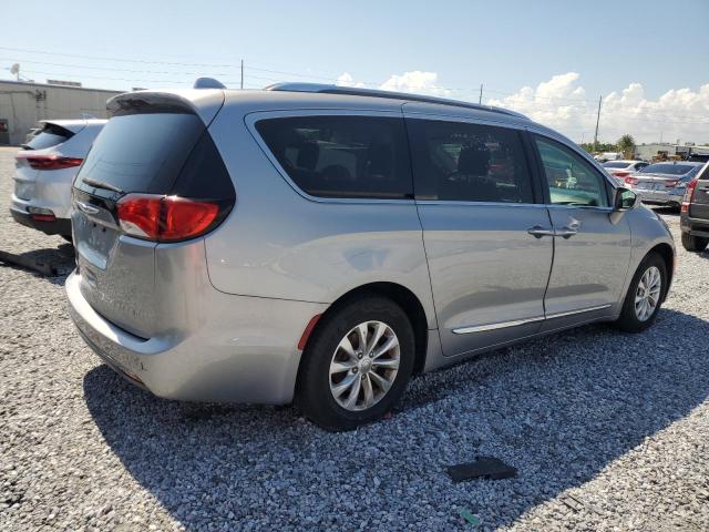 2C4RC1BG5KR561088 - 2019 CHRYSLER PACIFICA TOURING L SILVER photo 3