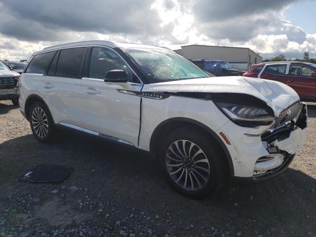 5LM5J7XC5MGL16219 - 2021 LINCOLN AVIATOR RESERVE WHITE photo 4