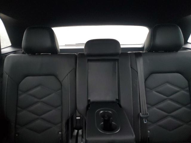 1V2HE2CA8RC220906 - 2024 VOLKSWAGEN ATLAS CROS SE Noir photo 10