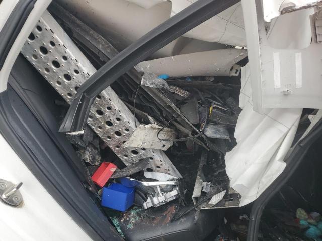 1VWAT7A34FC057660 - 2015 VOLKSWAGEN PASSAT S WHITE photo 10