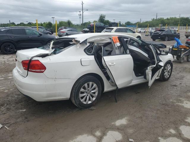 1VWAT7A34FC057660 - 2015 VOLKSWAGEN PASSAT S WHITE photo 3