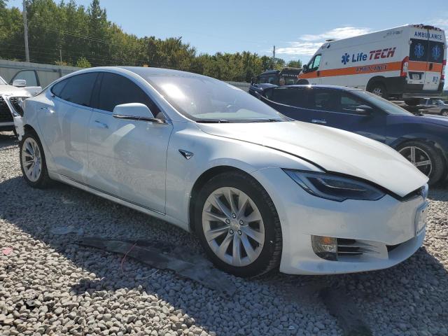 5YJSA1E23KF339149 - 2019 TESLA MODEL S Blanco foto 4