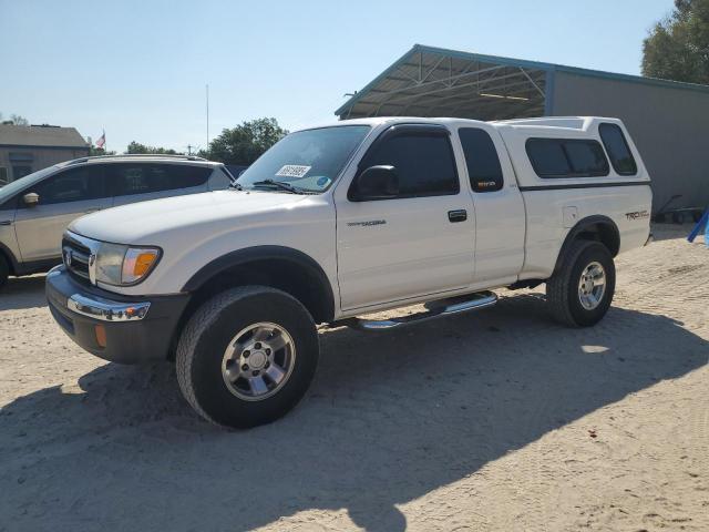 2000 TOYOTA TACOMA XTRACAB PRERUNNER, 