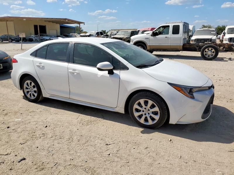 5YFEPRAE4LP128154 - 2020 TOYOTA COROLLA LE თეთრი ფოტო 4