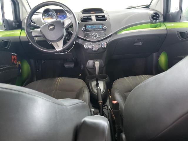 KL8CB6S9XFC812069 - 2015 CHEVROLET SPARK LS GREEN photo 8