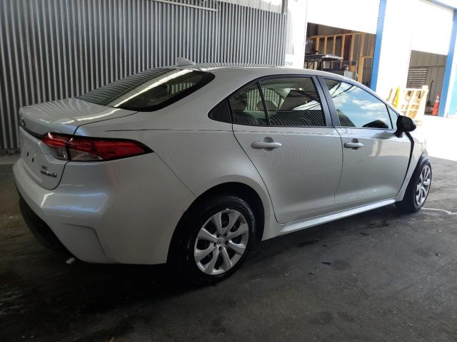 JTDBCMFE7R3048438 - 2024 TOYOTA COROLLA LE თეთრი ფოტო 3