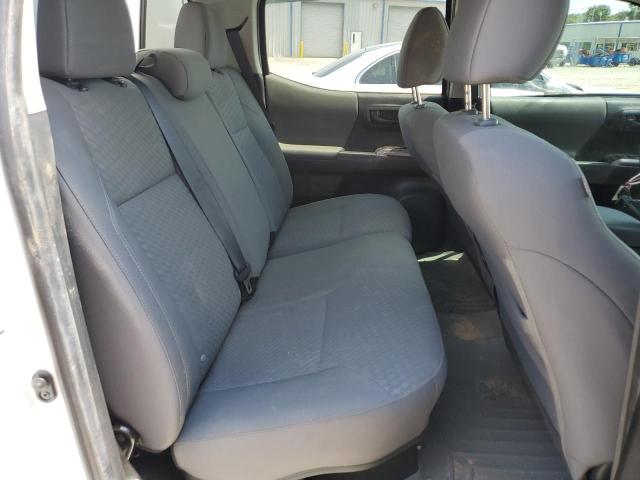 3TMBZ5DN0PM038465 - 2023 TOYOTA TACOMA DOUBLE CAB WHITE photo 10