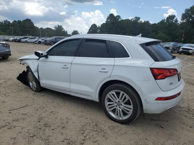WA1CNAFY2K2108428 - 2019 AUDI Q5 PRESTIGE WHITE photo 2
