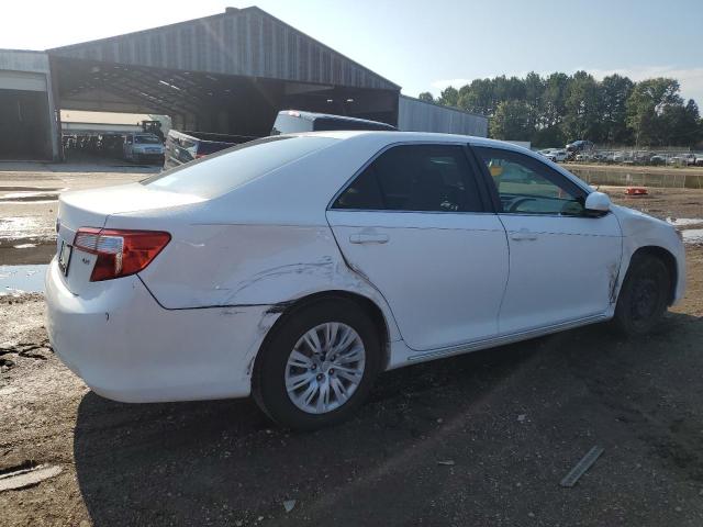 4T4BF1FK0DR279763 - 2013 TOYOTA CAMRY L WHITE photo 3