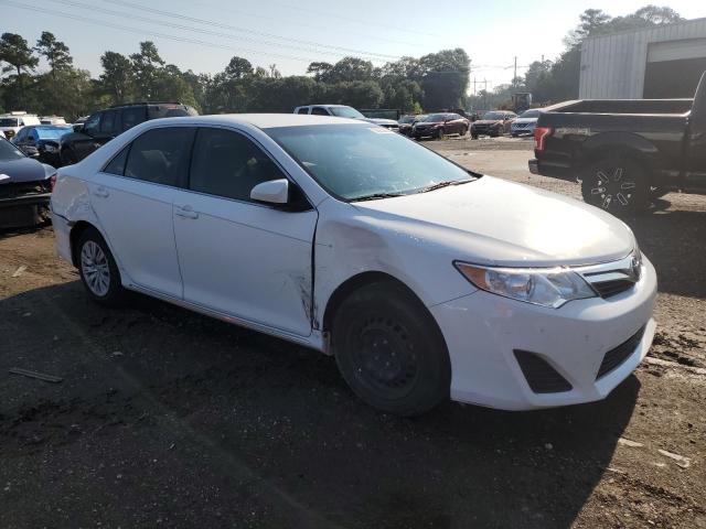 4T4BF1FK0DR279763 - 2013 TOYOTA CAMRY L WHITE photo 4