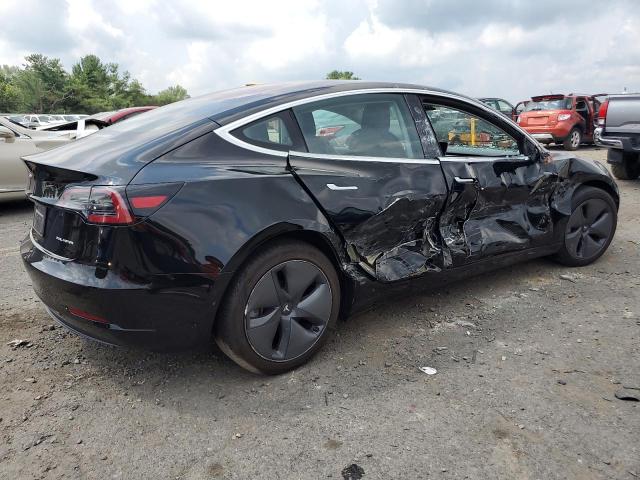 5YJ3E1EB0JF067909 - 2018 TESLA MODEL 3 BLACK photo 3