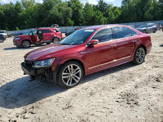 1VWDT7A38HC067074 - 2017 VOLKSWAGEN PASSAT R-LINE წითელი ფოტო 1