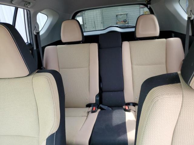JTMWFREV0HD102825 - 2017 TOYOTA RAV4 XLE WHITE photo 10