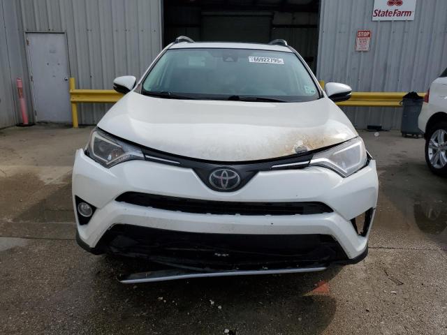 JTMWFREV0HD102825 - 2017 TOYOTA RAV4 XLE WHITE photo 5