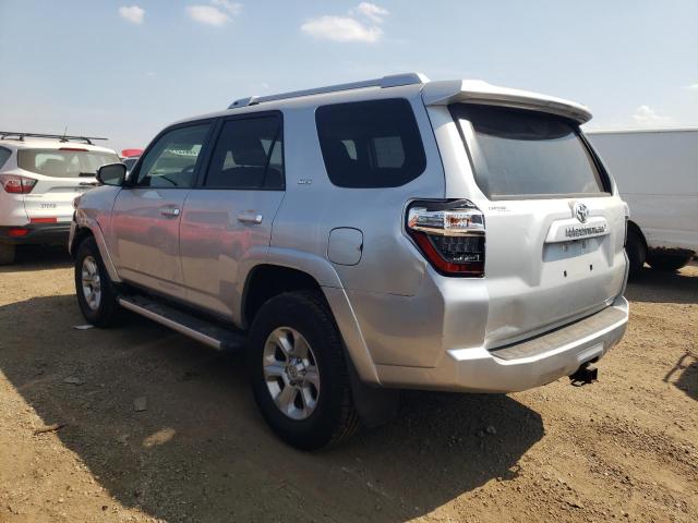 JTEBU5JR2J5511278 - 2018 TOYOTA 4RUNNER SR5/SR5 PREMIUM SILVER photo 2