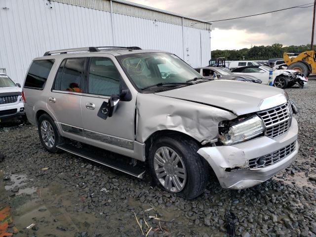 5LMFU28587LJ17434 - 2007 LINCOLN NAVIGATOR ვერცხლისფერი ფოტო 4
