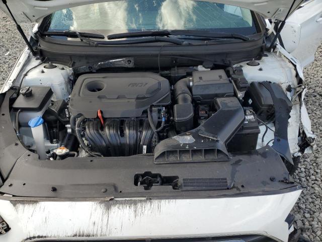 5NPE24AF0KH755228 - 2019 HYUNDAI SONATA SE WHITE photo 11